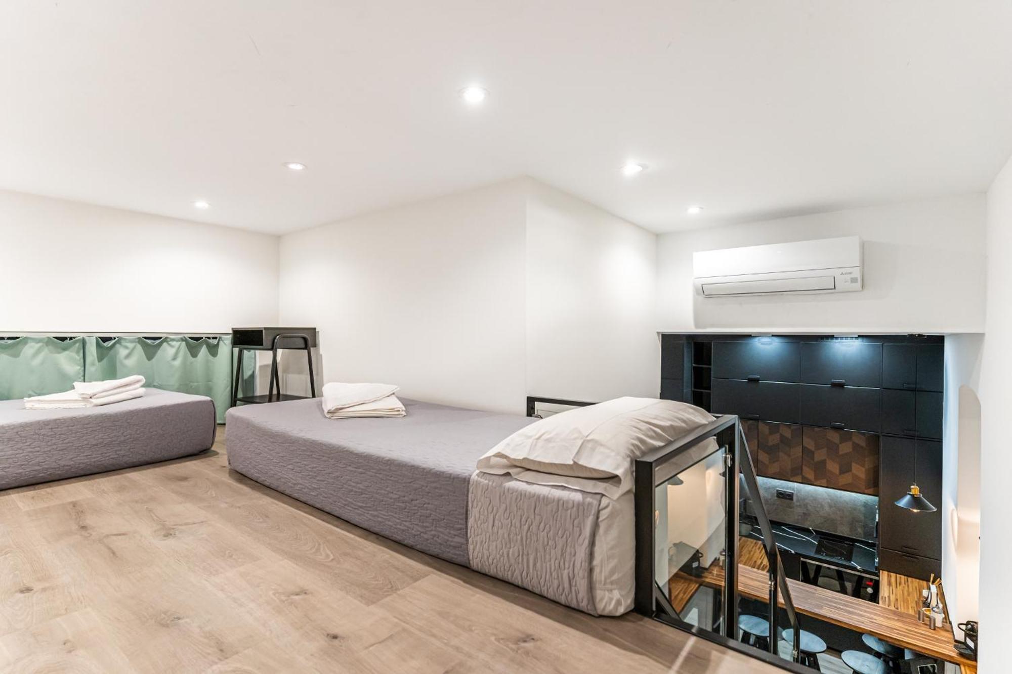 Cc Atocha Apartments Мадрид Экстерьер фото
