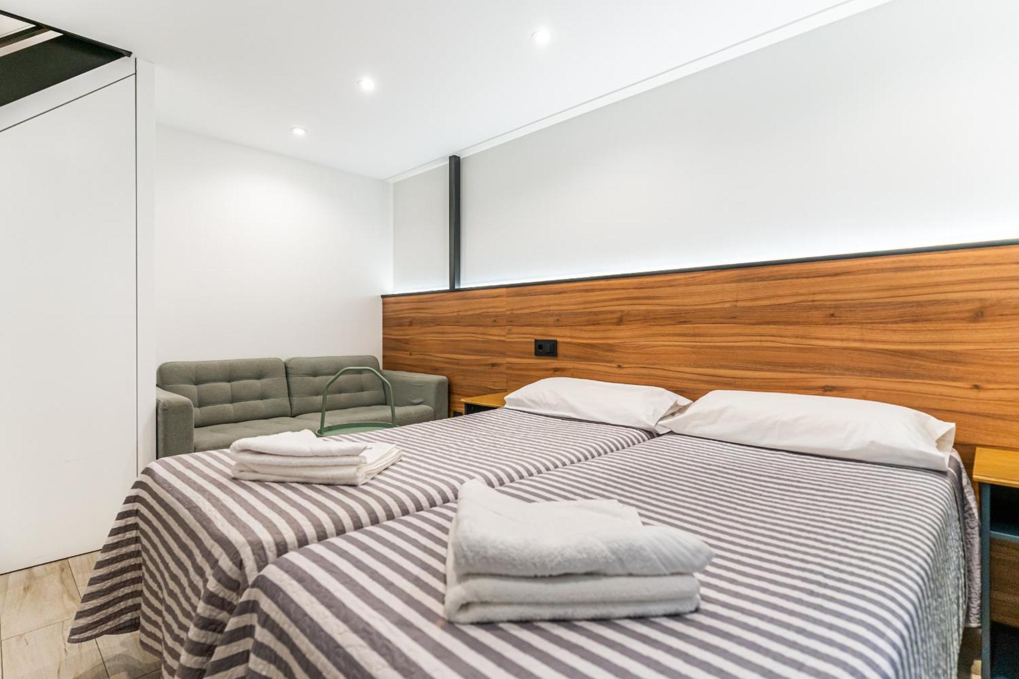 Cc Atocha Apartments Мадрид Экстерьер фото