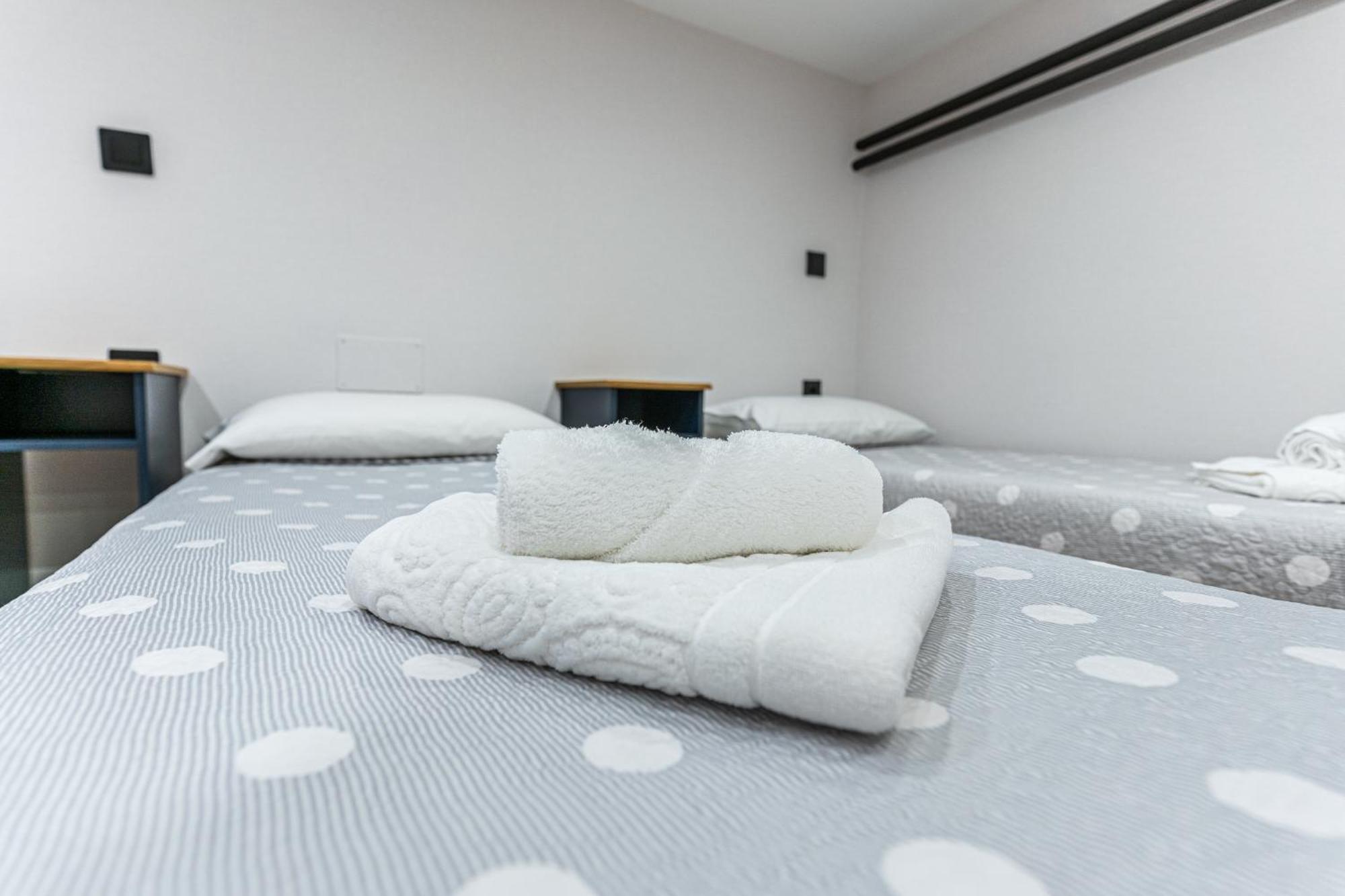 Cc Atocha Apartments Мадрид Экстерьер фото