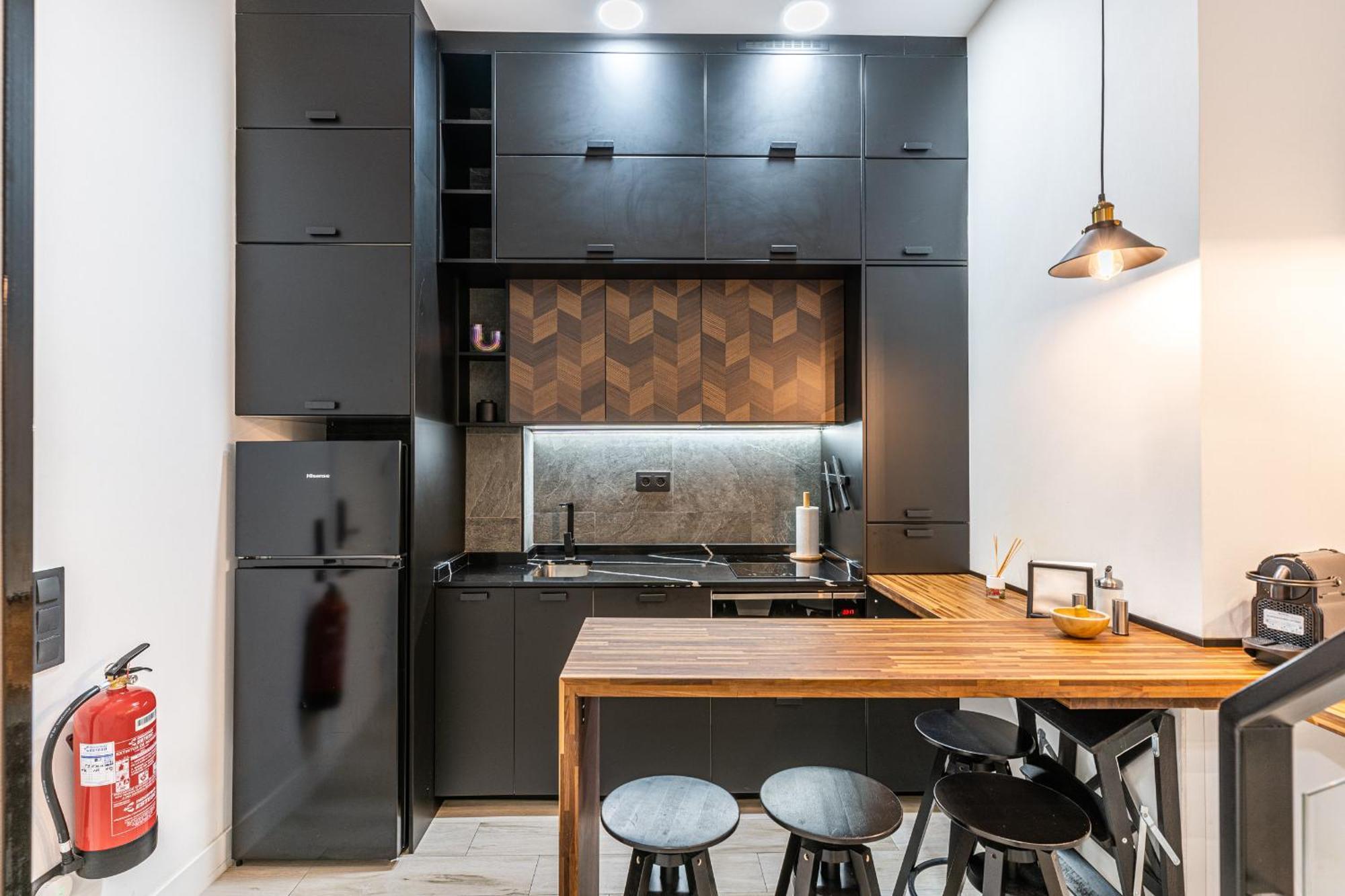 Cc Atocha Apartments Мадрид Экстерьер фото