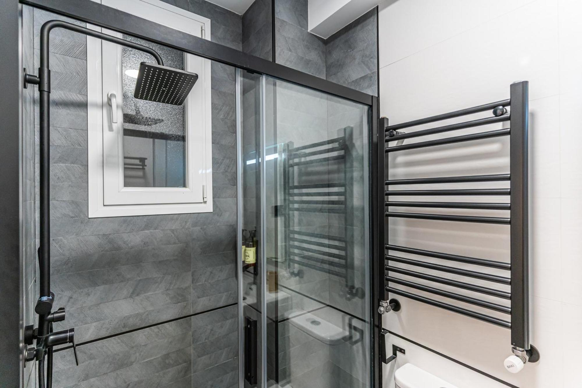 Cc Atocha Apartments Мадрид Экстерьер фото