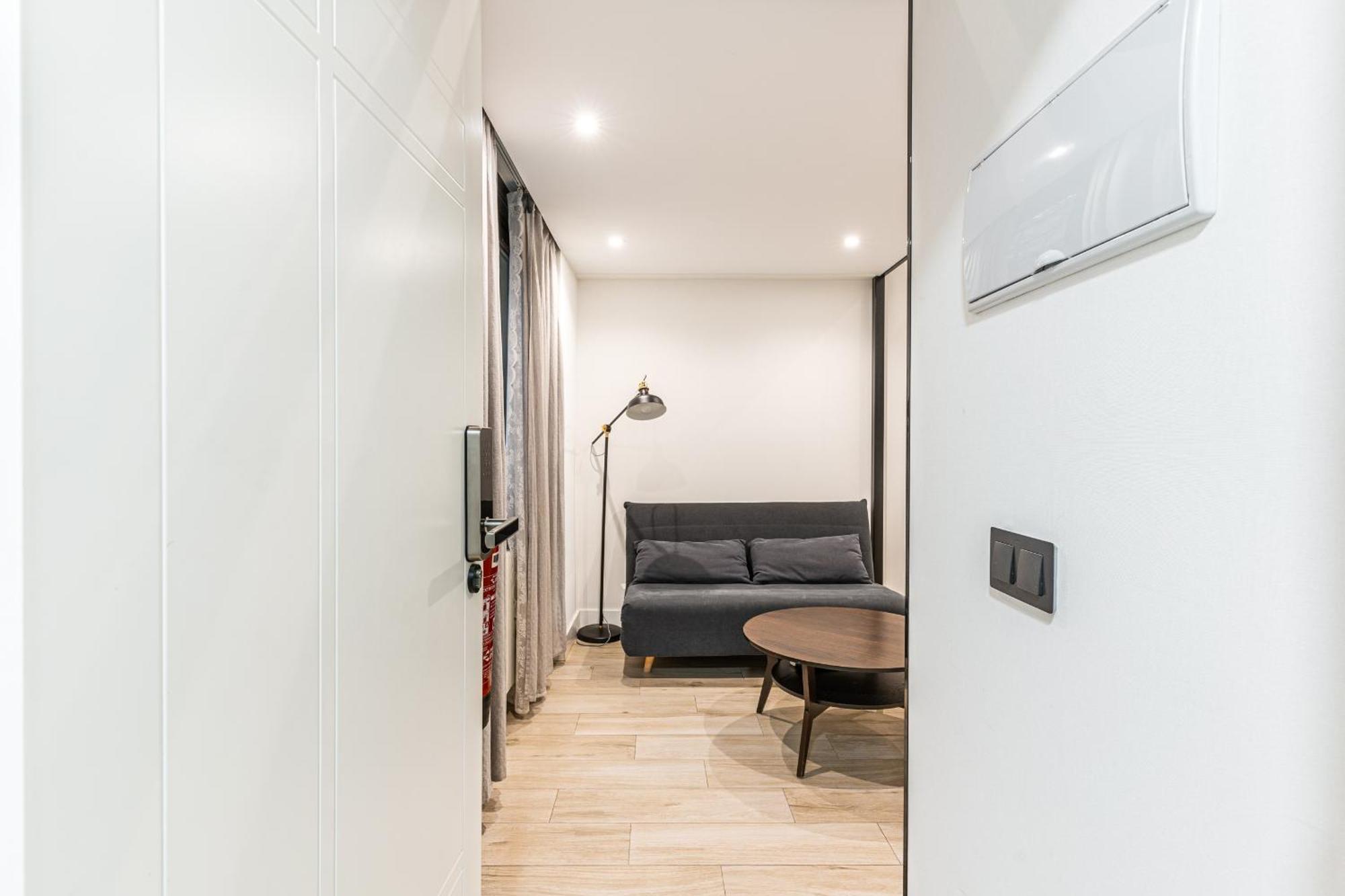 Cc Atocha Apartments Мадрид Экстерьер фото