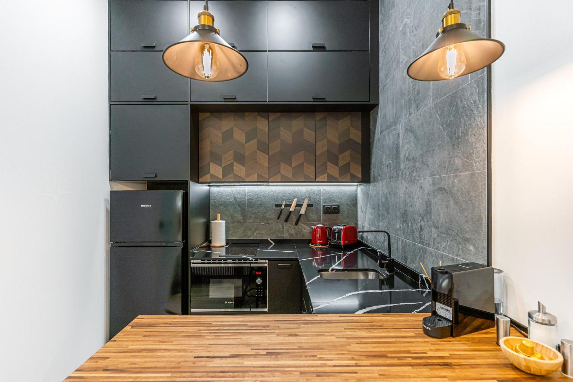 Cc Atocha Apartments Мадрид Экстерьер фото